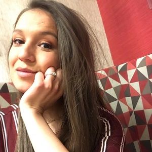 Meet your Posher, Arsenia